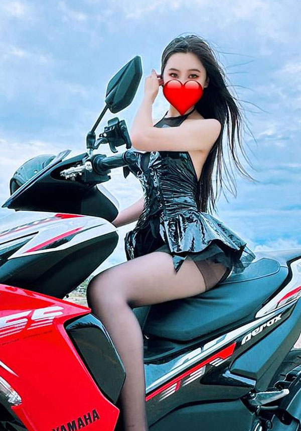 影图汇集2 土豪大佬 私摄 海盗船长调教女神 P.1 