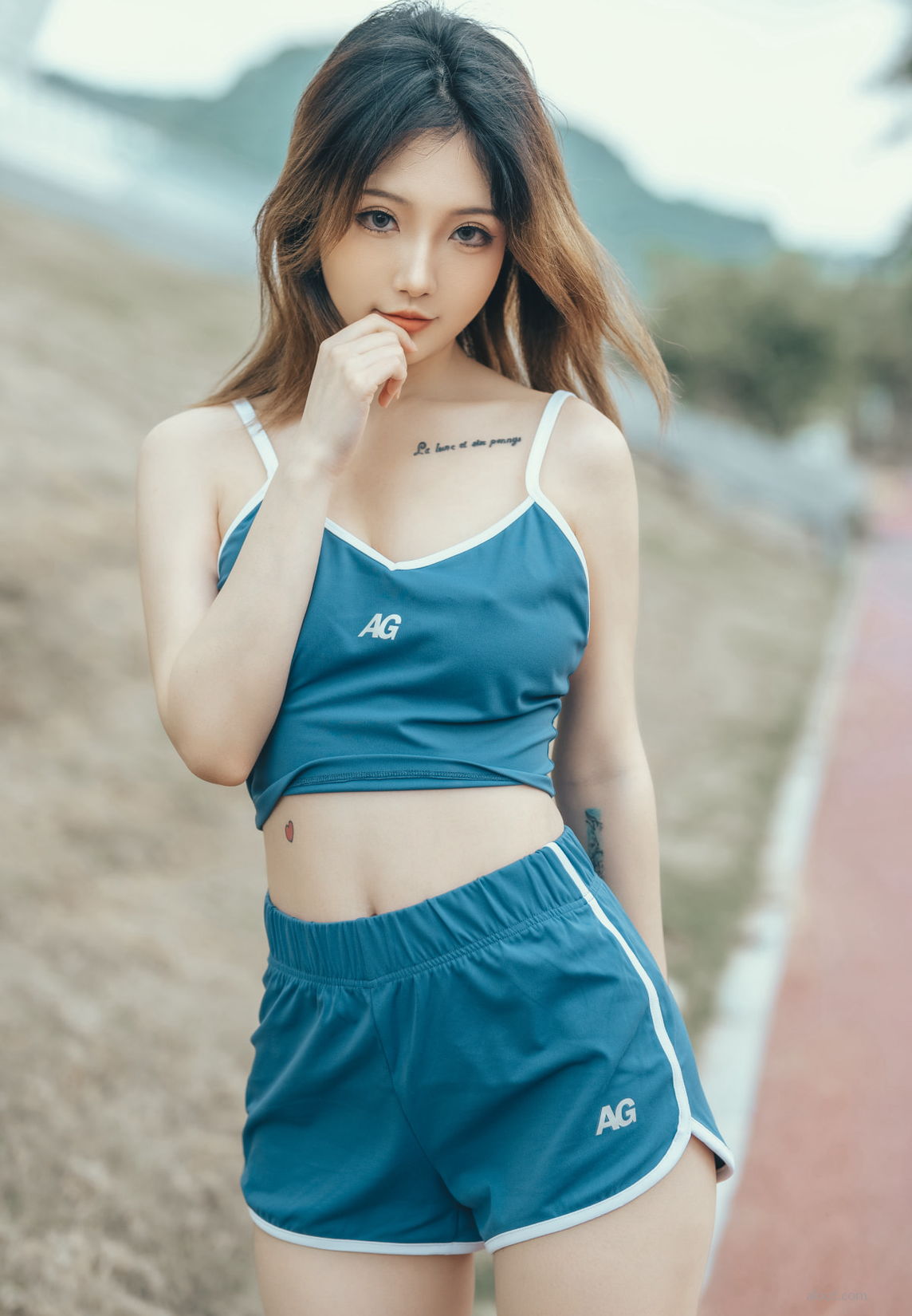 热辣高画质套图 极品仙女影像桃良阿宅 晨跑 P.2