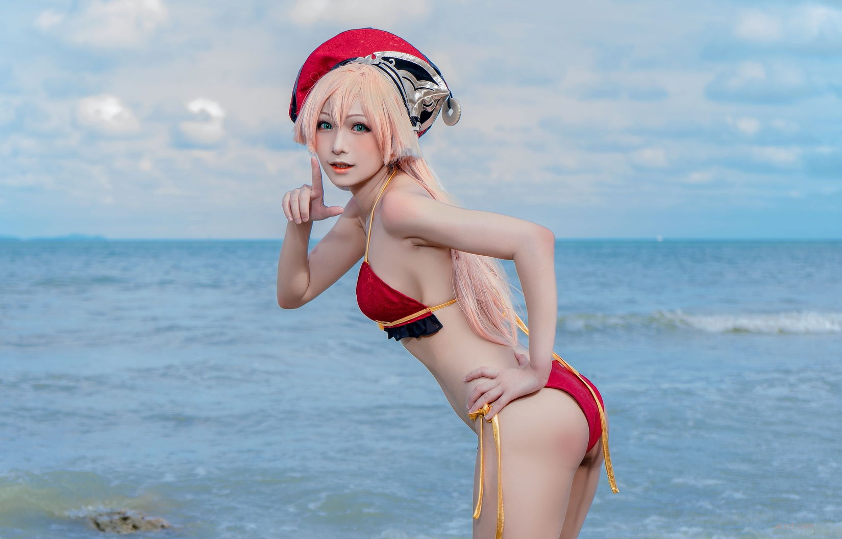 Bikini Cosplayer 绝艳尤物艺术图Light 超清热辣图集 Yanfei P.1 