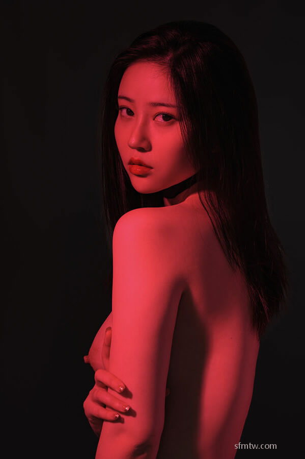 极致丽人 模特 年年炽天使显现完美媚胸 P.1 