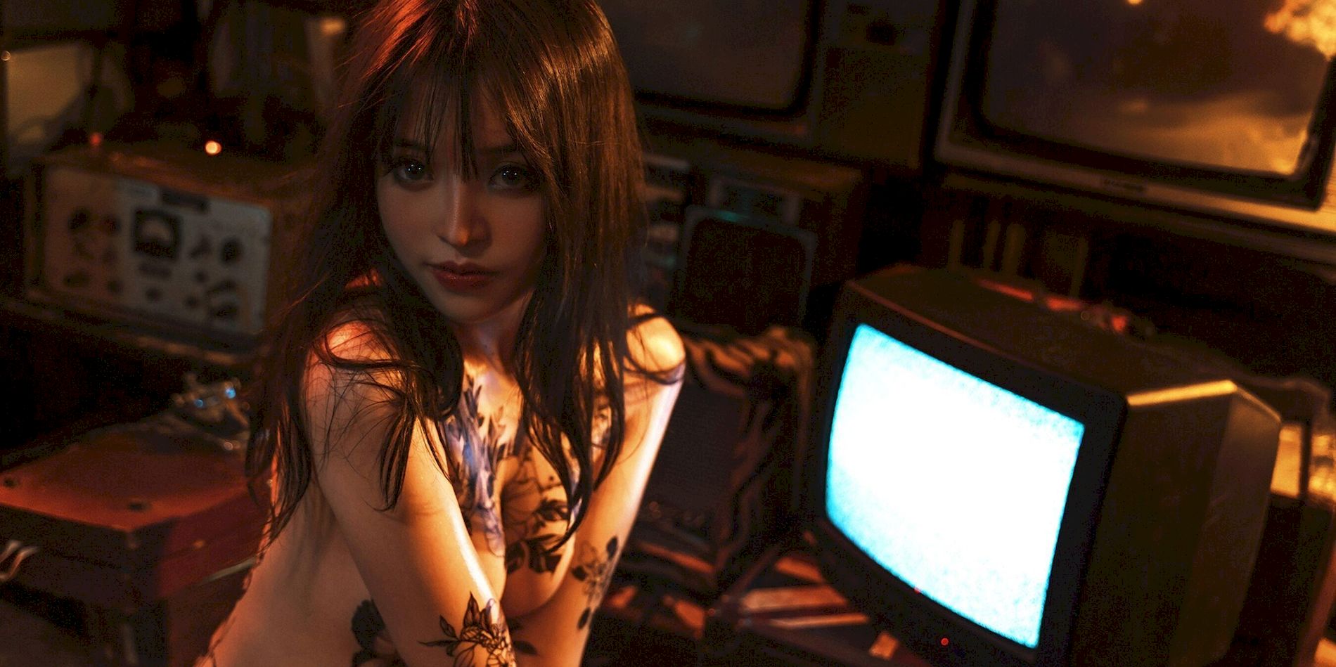 兔 草莓味的奈奈  《古玩店玩偶》 人体裸模 P.1 