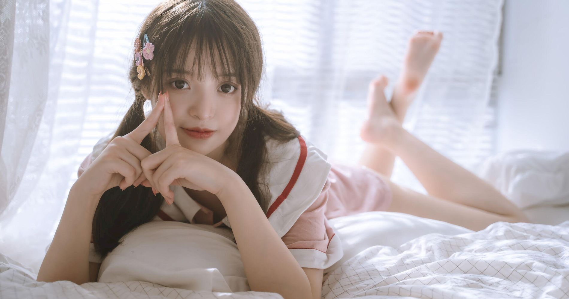 裸模人体 草莓味的奈奈 兔 《草莓味的居家女生》 P.1 