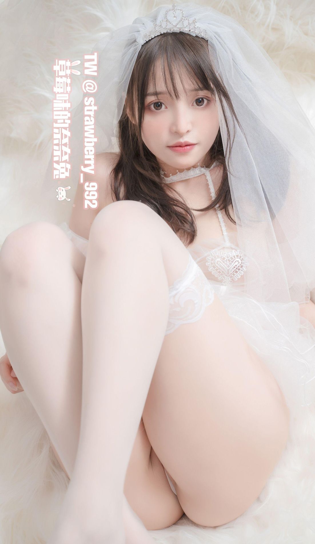 草莓味的奈奈  人体裸模 《纯白花嫁》 兔 P.1 