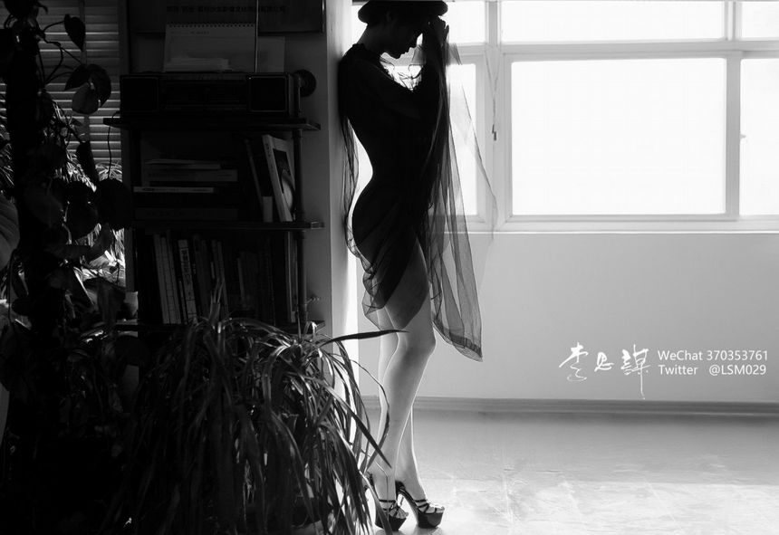 [123P] 写真师 李思谋著品 (四) 无遮光 组图 P.1 