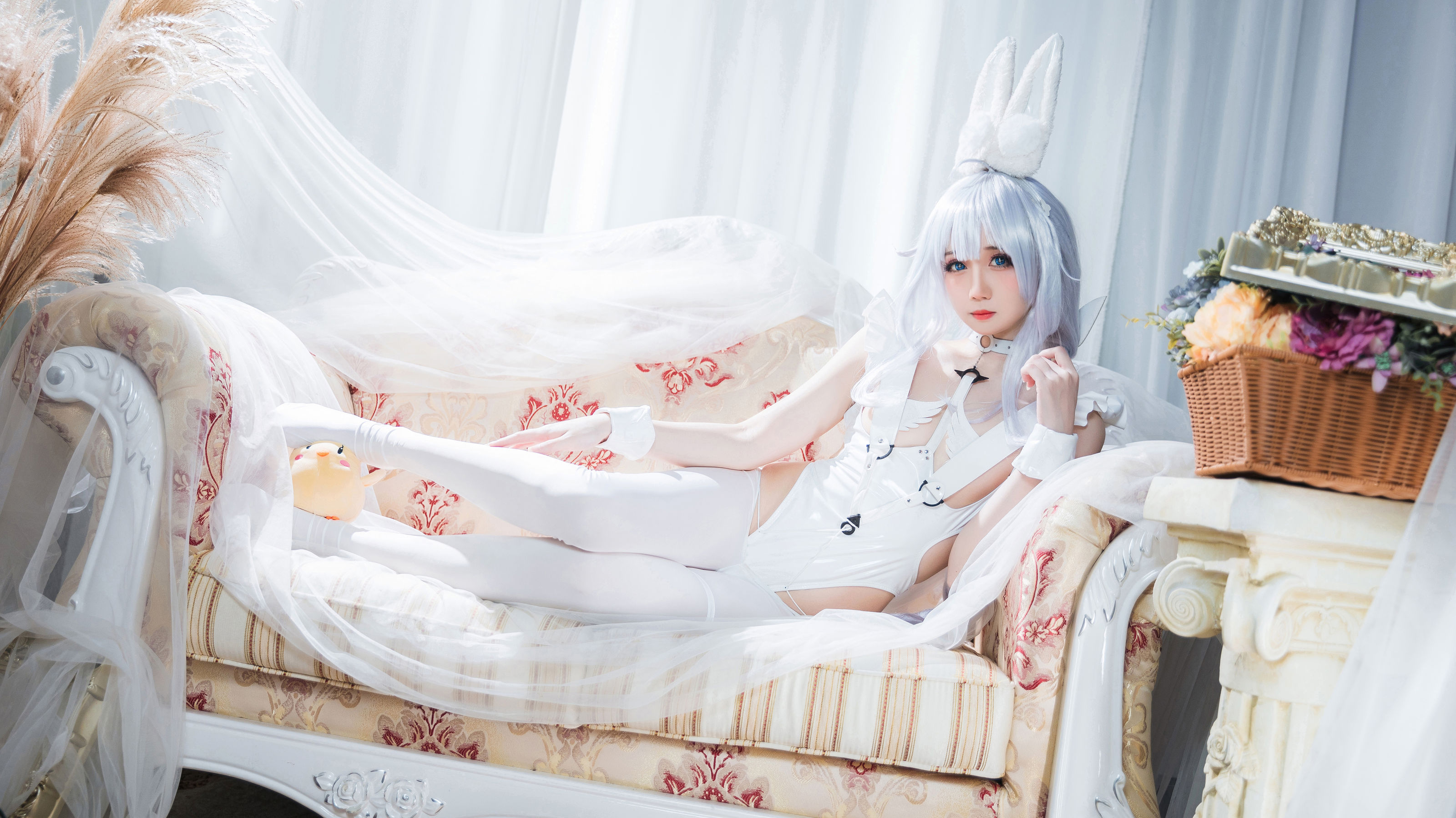 美图秀-[福利COS] 焖焖碳 - 恶毒兔头 网红COS-第1张